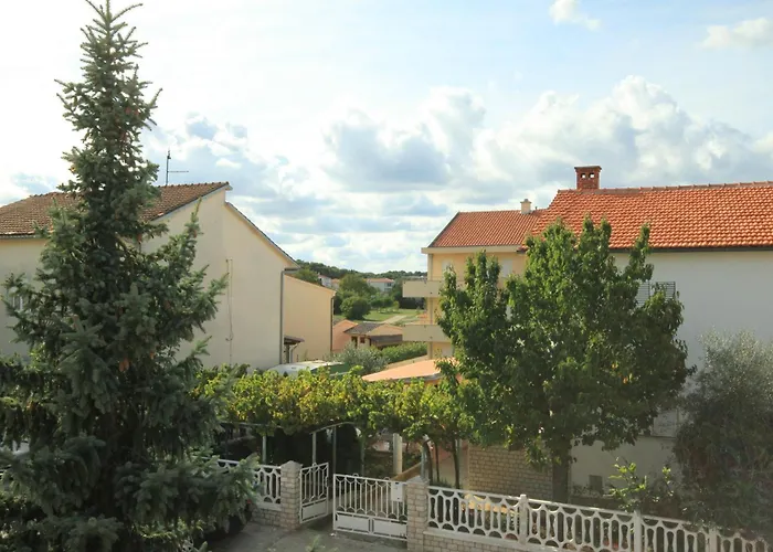 With A Parking Space Pula - 7321 * Valdebek