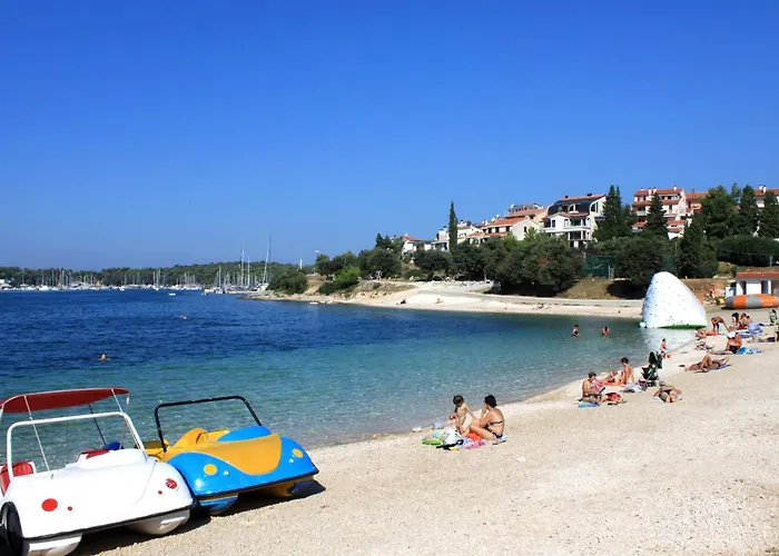 With A Parking Space Pula - 7321 *