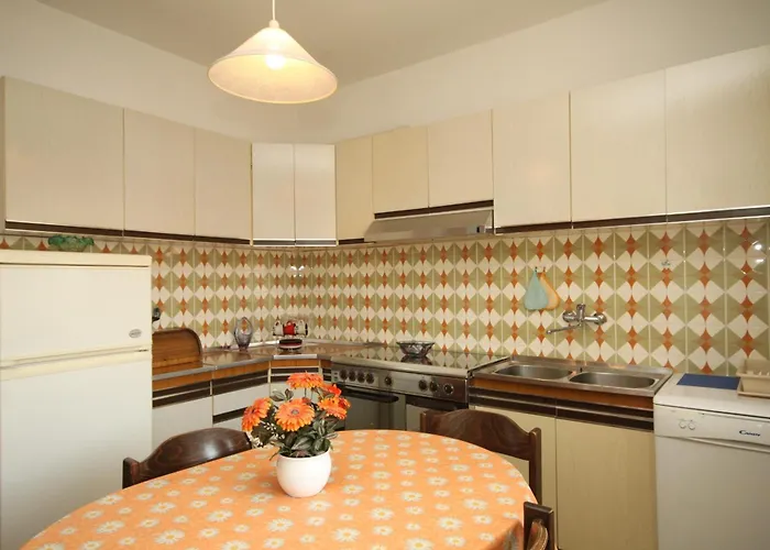 With A Parking Space Pula - 7321 * Valdebek