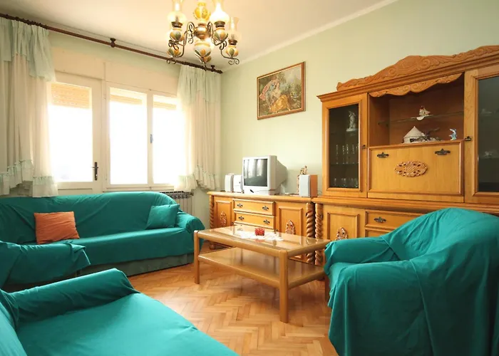 With A Parking Space Pula - 7321 Apartman *